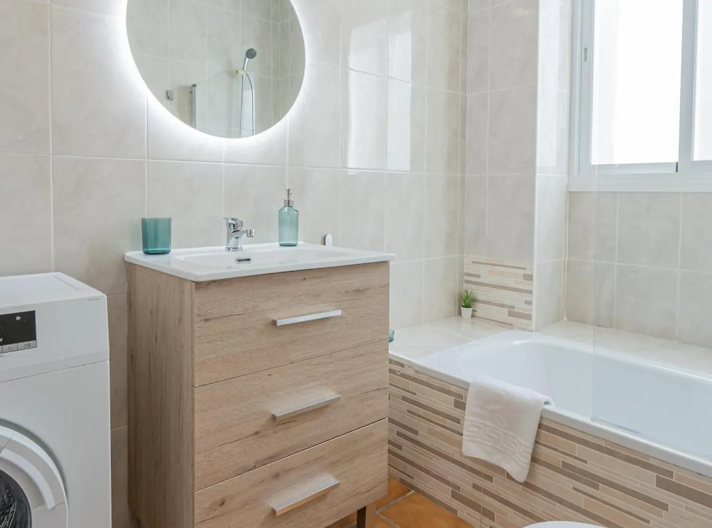 Stay U-Nique Apartments Alferez مالقة
